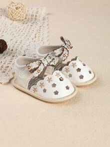 Summer New Infant Girl Floral Bow Hollow Out Sandals Comfortable Non-Slip Babyshoes 3-6-9 Months - White - View 2