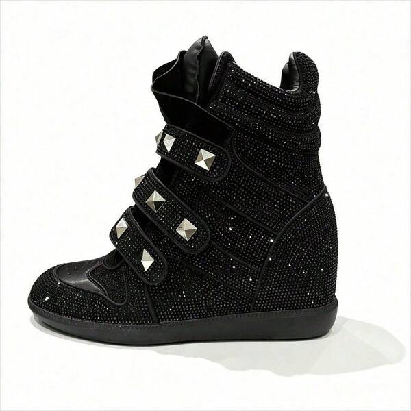 New 2026 Style ISA Sneakers, Women's Vintage Casual Round-Toe Shoes With Hidden Platform Design.