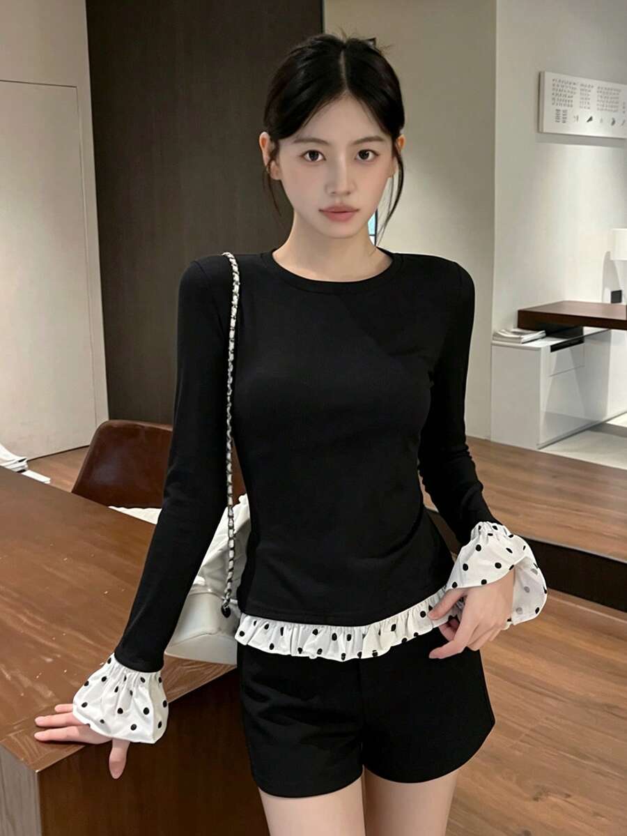 Kaos Lengan Panjang Wanita Gaya Korea Motif Polkadot Blok Warna dengan Rumbai dan Lengan Lonceng, Model Slim Fit, 2 In 1, Potongan Acak, Warna Hitam - Hitam - View 1