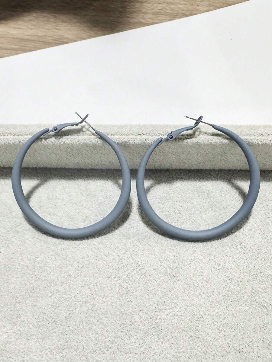 1pair European And American Fashionable Simple Style Round Geometric Open Paint Earrings For Women, Gift For Festivals And Daily Wear - Grey - View 1