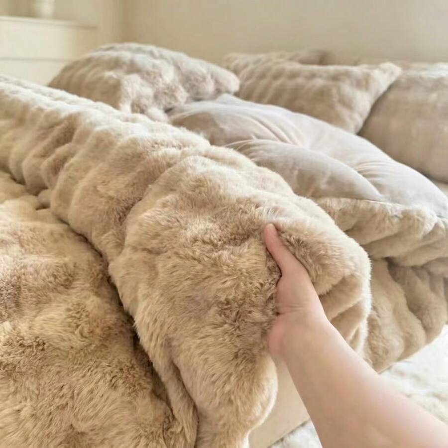 Faux Rabbit Fur Solid Color 1pc Plush Duvet Cover, Soft And Comfortable, Machine Washable, Suitable For Bedroom, Guest Room, Winter Essential Bedding Decor, Holiday Gift, 150*200*230 Duvet Cover, Pillowcases Not Included, No Filler - Camel - View 1