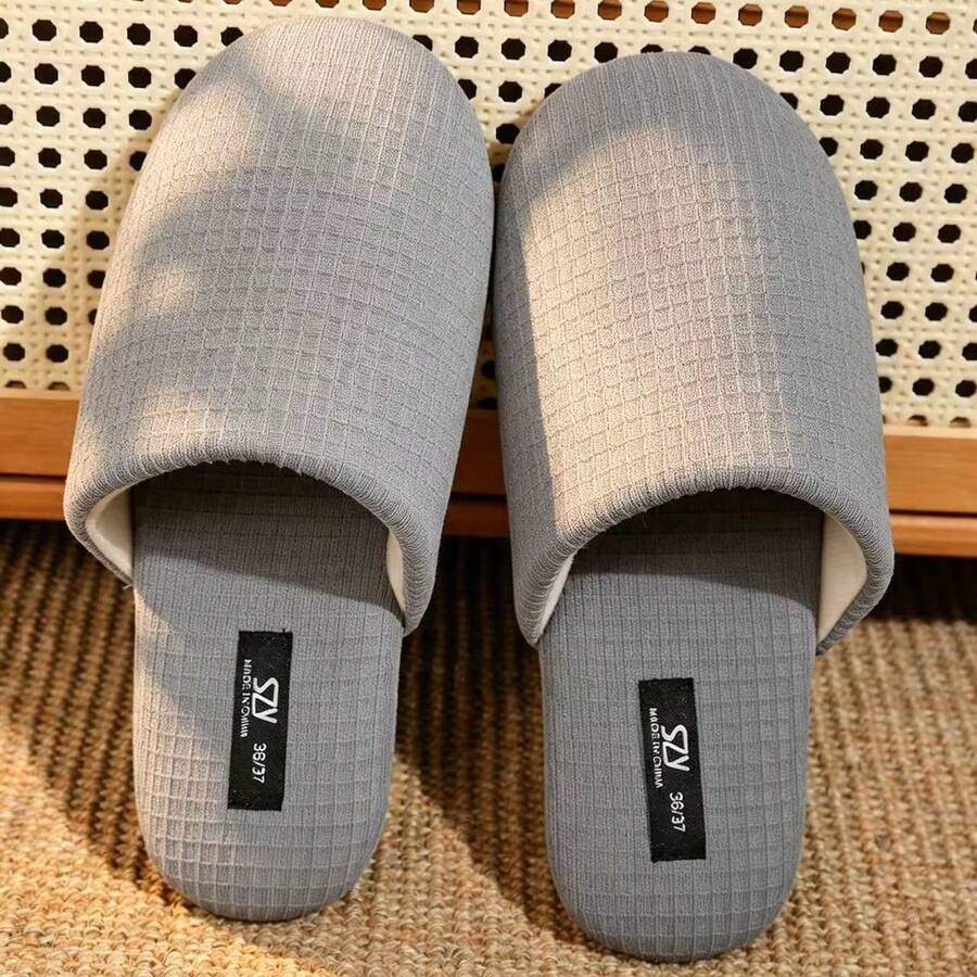 Men's All-Season Solid Color Plaid Minimalist Casual Comfortable Lightweight Warm Indoor Slippers - Grey - View 1
