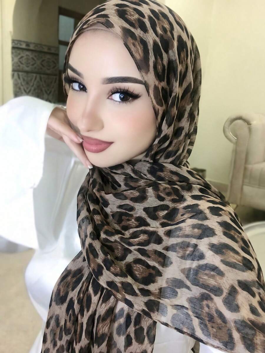 1pc Women's Bohemian Style Fashion Leopard Print Headscarf, Street Versatile Soft Breathable Scarf Windproof Shawl, Suitable For Daily Wear