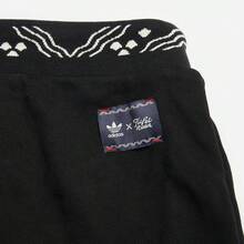 Adidas Celana Olahraga Wanita Longgar Musim Semi/Gugur, Celana Panjang Kasual Nyaman dengan Lipatan di Bagian Bawah untuk Latihan IX4239 - Hitam - View 5
