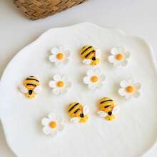 10pcs 3D Bee Flower Resin Charm, Clown Sandals Decoration Shoe Accessories DIY Customization - Colorful And Fashionable Personalized Shoe Accessories - Yellow - View 4