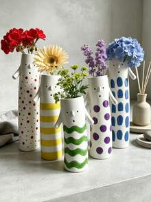 Cute Cartoon Character Resin Flower Vase, Green Wavy Stripes Face Vase With Small Arms, Creative Desktop Ornament, Tabletop Decor For Bedroom Living Room Shelf, Boho Home Decorative Gift - Figurine - View 6