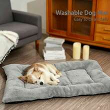 1pc Thickened Anti-Scratch Dog Bed Pad, All-Season Washable Pet Sleeping Mat, Warm And Durable Pet Bedding. Made Of Thickened Fabric, Strong And Wear-Resistant, Anti-Scratch And Anti-Bite, Tough, Effectively Resists Dog Scratching. Suitable For All Seasons, Warm Fabric, Provides Warmth In Cold Weather, Machine Washable, Doesn't Deform After Washing, Easy To Care For. - Grey - View 3