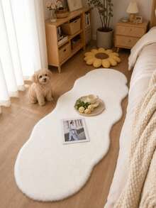 Soft Fluffy Rug White Area Rug,For Bedroom,Living Room,Study,Office,Washable & Non-Slip,Shaggy Rug,Luxurious Simple Living Room Rug,Bedroom Rugs,Bedside Rug,Faux Fur Rug,Decorative Rug,Play Mat, Bedroom Decor,Autumn Home Decor,Room Decor,Fall Decor - White - View 2