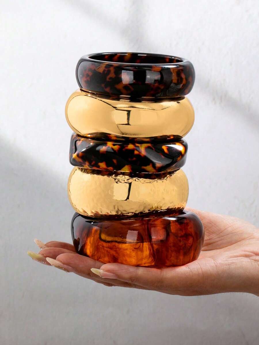 1pc Of Oversized Leopard Print Coarse Resin Bangle, Tortoiseshell Acrylic Bangle, Wide Hammer Patterned Metal Bangle Set, Ladies Can Fold The Bangle - Multicolor - View 1