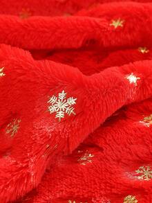 1pc Red Christmas Snowflake Foil Printed Velvet Tablecloth, Gold Christmas Snowflake Pattern Dining Tablecloth, Rectangular Tablecloth Christmas Holiday Restaurant Home Decor - Red - View 3