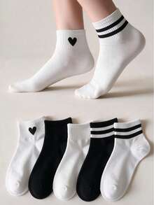 5 Pairs Of Sporty Short Socks - Black and White - View 1
