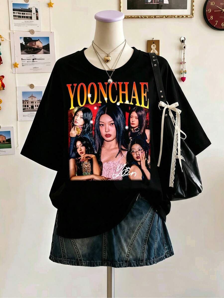 Katseye Yoonchae Fan Tee Unisex Cotton Short Sleeve T-Shirt, Vintage Bootleg Style,Graphic Portrait With Red Lightning Bolt Design, Casual,Streetwear. - 黑色 - 查看 1