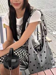 韓式小眾設計腋下肩背包，百搭時尚溫柔夏季女款托特肩背包 - 銀色 - 查看 3