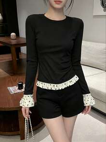 Kaos Lengan Panjang Wanita Gaya Korea Motif Polkadot Blok Warna dengan Rumbai dan Lengan Lonceng, Model Slim Fit, 2 In 1, Potongan Acak, Warna Hitam - Hitam - View 2