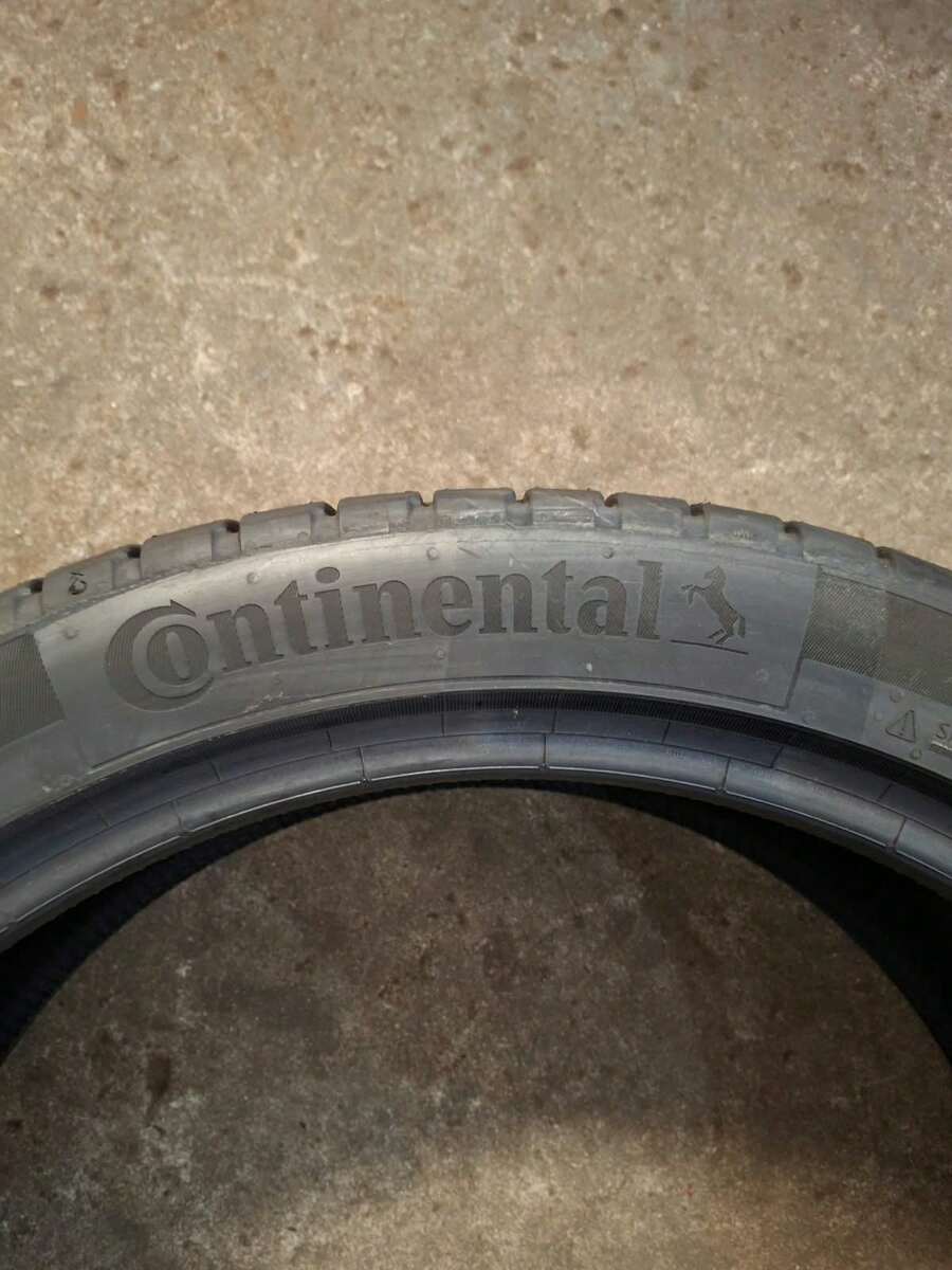 Pneu Continental 245/40/20 Ecocontact 6 99y - A - Visão 1