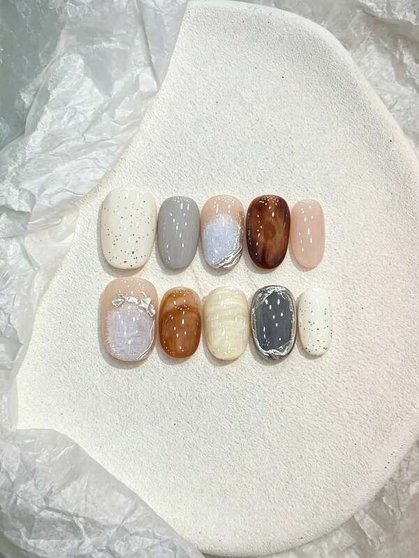 10 piezas de uñas postizas ovaladas cortas hechas a mano de forma pura, estilo minimalista retro apagado, textura de carey ámbar, patrones de lámina de plata y grano moteado para mujeres y niñas, uso en festivales, fiestas y vida diaria en primavera, verano, otoño e invierno