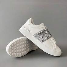 White Leather Sneakers With VL Rivets, Plus-Size Couple's Skating Shoes In Stock, Casual Platform Shoes, Lightweight Color-Block Sneakers - 閃銀 - 查看 2