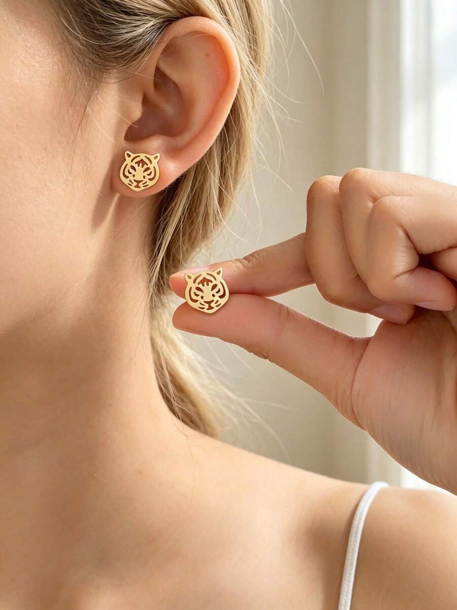 European And American Cross-Border Hot-Selling Minimalist Fashion Hollow Tiger Head Stud Earrings For Women, Personalized Versatile Bestselling Earrings - Gold - View 1