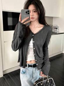 春夏季新款蕾絲拼接荷葉邊柔軟針織開襟外套輕量防曬上衣女款 - 深灰色 - 查看 1