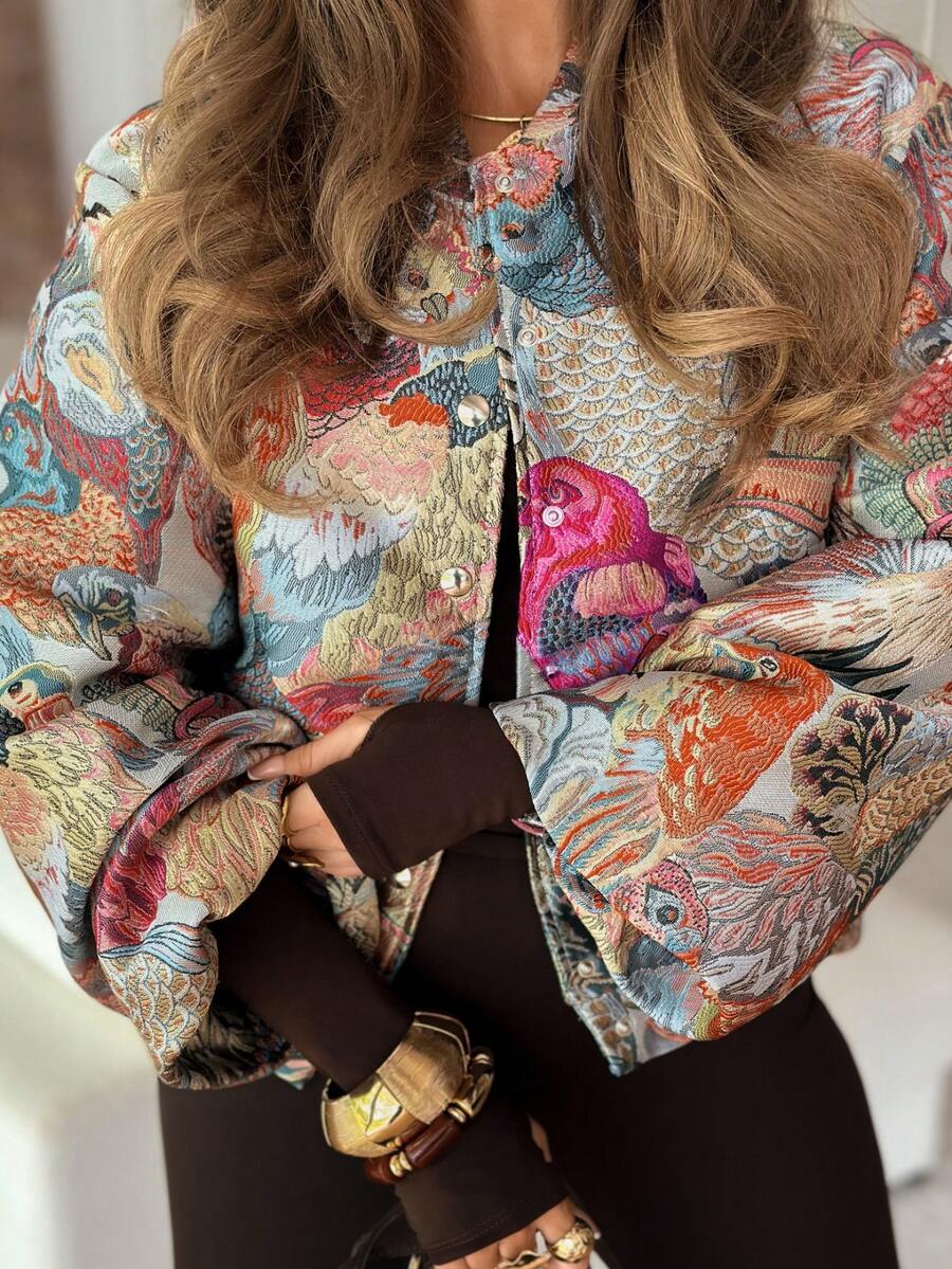 Jaket Pendek Jacquard Motif Burung Vintage Wanita ZhiMo Clothing, Kerah Tegak, Lengan Kelopak Bunga, Kancing Depan - MultiWarna - View 1