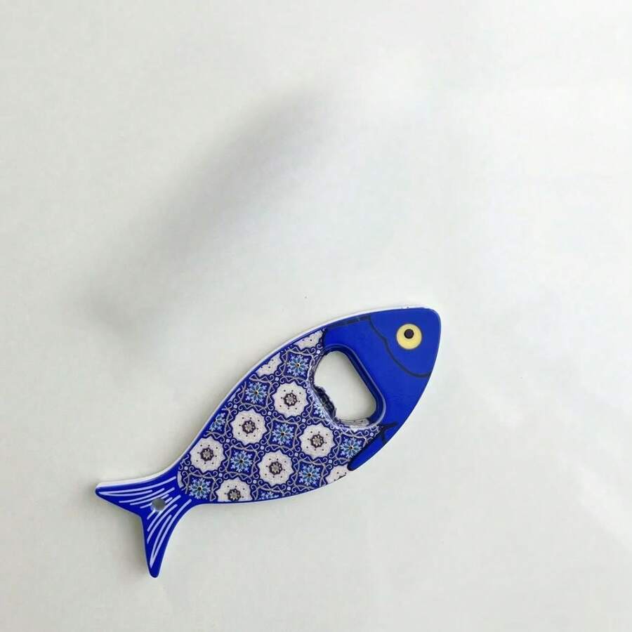1件魚形藍眼圖案壓克力材質金箔壓紋冰箱磁鐵兼開瓶器，適合居家日常使用，便攜式開瓶器，節日禮物