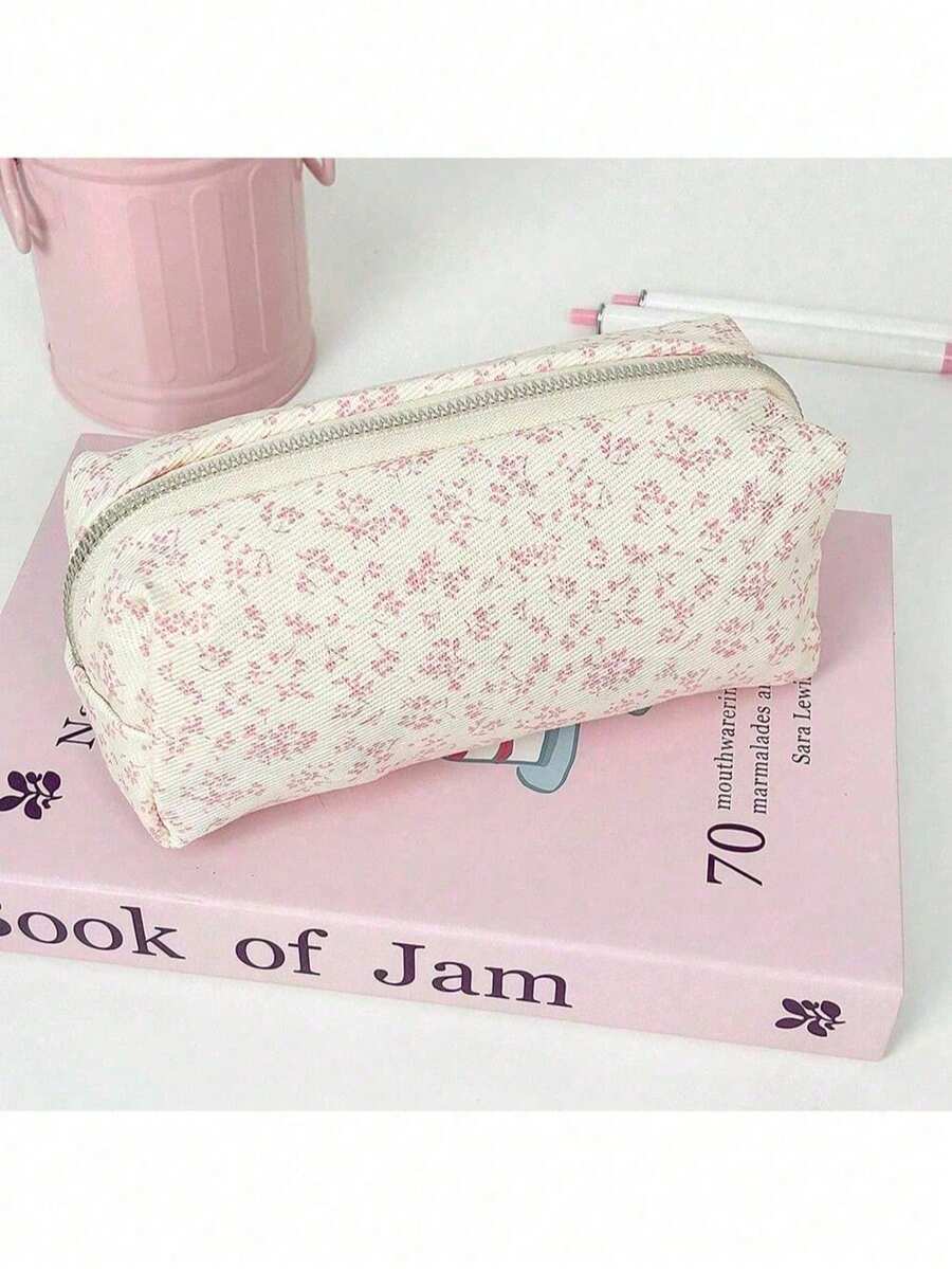 1pc Pink Floral Pencil Case, Lightweight Zipper Stationery Storage Bag, Simple Large Capacity Student Pencil Bag, Portable Pen Storage Box, Office Stationery Bag, Makeup Tool Storage Bag, Desktop Accessory, Suitable For Storing Small Items In School And Office, Pen And Pencil Storage, Daily And Travel Use Makeup Accessory Storage Bag, Back To School Season Gift