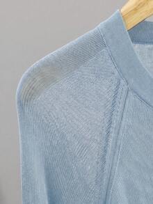 GIGOGOU 大尺碼 1XL-4XL 女款春夏薄款針織開襟衫，輕量休閒長袖鏤空外套 - 淺藍色 - 查看 5