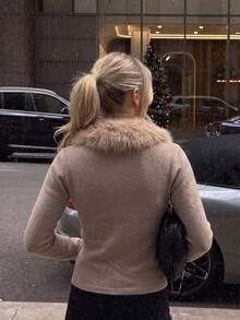 GLAMMY Autumn/Winter Cute Commuter Style Y2K Fashion Sexy Khaki Fur Collar Knit Cardigan - Khaki - View 6