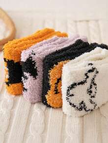 3/4 Pairs Women's Halloween Coral Fleece Mid-Calf Socks, Pumpkin Witch Hat Bat Moon Ghost Print, Soft Warm Fuzzy Cute Home Sleep Socks, Suitable For Winter Holidays - Multicolor - View 4