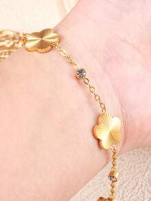 1pc Minimalist Laser Clover Bracelet For Girl, Light Luxury Niche Design, Versatile Delicate Hand Accessory - Gold - View 1