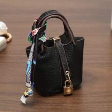 Syal Kulit PU Bertekstur Leci Aneka Warna dan Gaya, Penutup Kunci, Tas Mini Mewah untuk Wanita, Aksesori Kunci, Tas Kecil, Dompet Koin - MultiWarna - View 18
