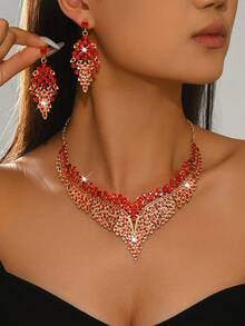 Vintage Palace Style Hollow Leaf V-Shaped Necklace And Earrings 2 Pieces Set, Luxurious Jewelry Set For Wedding Dress, Evening Gown - 1386 - View 2