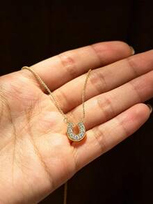 Shescity 1pc Gold Horseshoe Pendant Necklace, Niche Design, Exquisite High-End Collarbone Chain Necklace - Gold - View 5