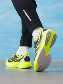 Adidas Sepatu Lari Pria ADIZERO EVO SL M 2026 Sepatu Lari Latihan Balap Pelat Karbon Baru Musim Panas KI4772 - Ungu Plum Aurora/Abu-abu Besi Metalik Terang/Kuning Fluorescent Terang - View 4