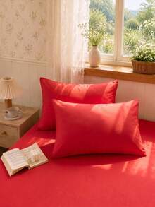 2pcs Red Super Soft Solid Color Pillowcases, Lightweight And Breathable, Envelope Closure, Solid Color Bed Pillowcases, Suitable For Bedroom, Dorm, Back To School Season And Other Occasions. - Red - View 1