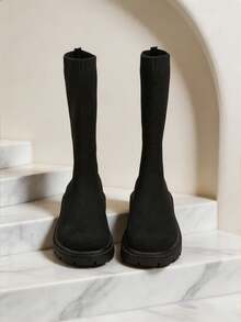 New Kids' Elastic Knit High-Top Long Socks Boots, Solid Color Knit Fabric Soft And Snug Fit On Calves, Loose Round Toe For Toe Protection, Thick Anti-Slip Textured Sole, Simple Black Style, Lightweight And Versatile, Girls' Spring/Autumn Elastic Long Boots For Dresses And Pants - Black - View 2