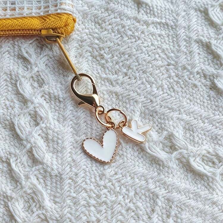 1pc 2-In-1 26 Letters + Pink/White Heart Lobster Clasp, Exquisite Cute Pink Small Heart Keychain/A-Z 26 Letters Keychain/Suitable For Bags, Wallets And Other Decorative Charms - White - View 33