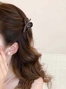 2 Pieces Leather Bow Hair Clips Princess Sweet And Cool Girl Style Small Hair Clips Side Bangs Clips Spring And Summer Hair Accessories - Brown 2pcs - View 6