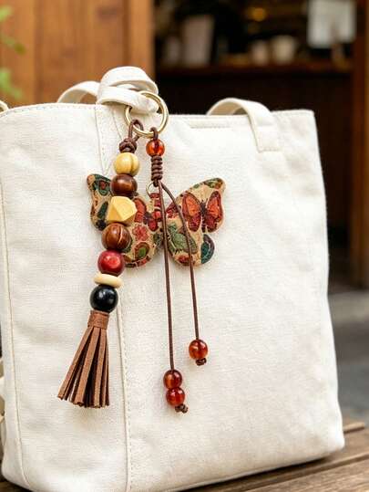 Liontin Berbentuk Kupu-kupu Motif Vintage, Gantungan Tas Motif Kayu Imitasi Warna-warni, Gantungan Kunci, Liontin Pakaian dengan Rumbai dan Manik-manik, Tali Gantung Anyaman Tangan, Gantungan Tas Multifungsi Gaya Cina Baru yang Elegan dan Literatur, Cocok untuk Tas Tangan, Tas Selempang, dan Kunci Mobil, Dekorasi Universal, Hadiah untuk Wanita, Teman, Ibu, Lansia, Halloween, Hadiah Kecil Natal