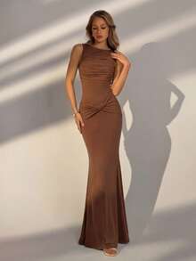 Elegant Twisted Ruched Backless Fitted Maxi Dress, Suitable For Wedding Guest, Summer Party, Beach Vacation, Holiday, Autumn Outing - Brown - View 2