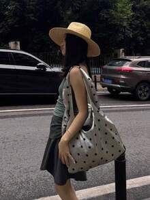 韓式小眾設計腋下肩背包，百搭時尚溫柔夏季女款托特肩背包 - 銀色 - 查看 4
