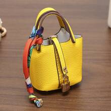 Syal Kulit PU Bertekstur Leci Aneka Warna dan Gaya, Penutup Kunci, Tas Mini Mewah untuk Wanita, Aksesori Kunci, Tas Kecil, Dompet Koin - MultiWarna - View 10