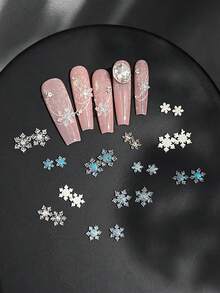 50Pcs 3D Christmas Snowflake Nail Charms, Mixed Size White Silver Glitter Resin Snow Flake Nail Art Decorations For Winter Xmas DIY Manicure Accessories - Multicolor - View 8