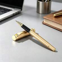 Pulpen Ballpoint Logam Emas Klasik/Isi Ulang yang Dapat Diganti 0,5mm/Pulpen Tanda Tangan Bisnis/Pulpen Hadiah Kantor/Cocok untuk Pria dan Wanita dengan Tulisan Halus/Cocok untuk Kantor, Sekolah, Siswa dan Guru untuk Berlatih Menulis - Pena - View 3