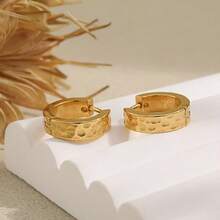 1 Pair Fashion Meteorite Crater Textured Design Earrings, Hoop Earrings, Stainless Steel, Electroplated, 18K Gold Color, Ear Jewelry - Gold - View 6