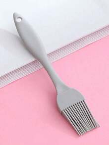 1pc High Temperature Resistant Silicone Basting Brush, Non-Stick Sauce Application Brush, Suitable For Pancake Frying, Outdoor Grilling, Baking And Other Cooking Scenarios, Kitchen Cooking Tool; Meets Daily Cooking Needs, Suitable For Dormitory Cooking, Family Gathering Cooking; Silicone Material Is Heat Resistant, Soft Brush Body Doesn't Damage Cookware, Easy To Clean; Can Be Used As Christmas Kitchen Decoration - Popular Items - View 7