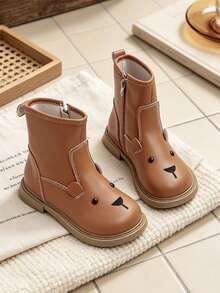 1雙兒童軟質可愛卡通熊裝飾短款皮靴，側邊拉鍊易穿脫設計，適合休閒外出、親子穿搭，秋冬適用 - 棕色 - 查看 7