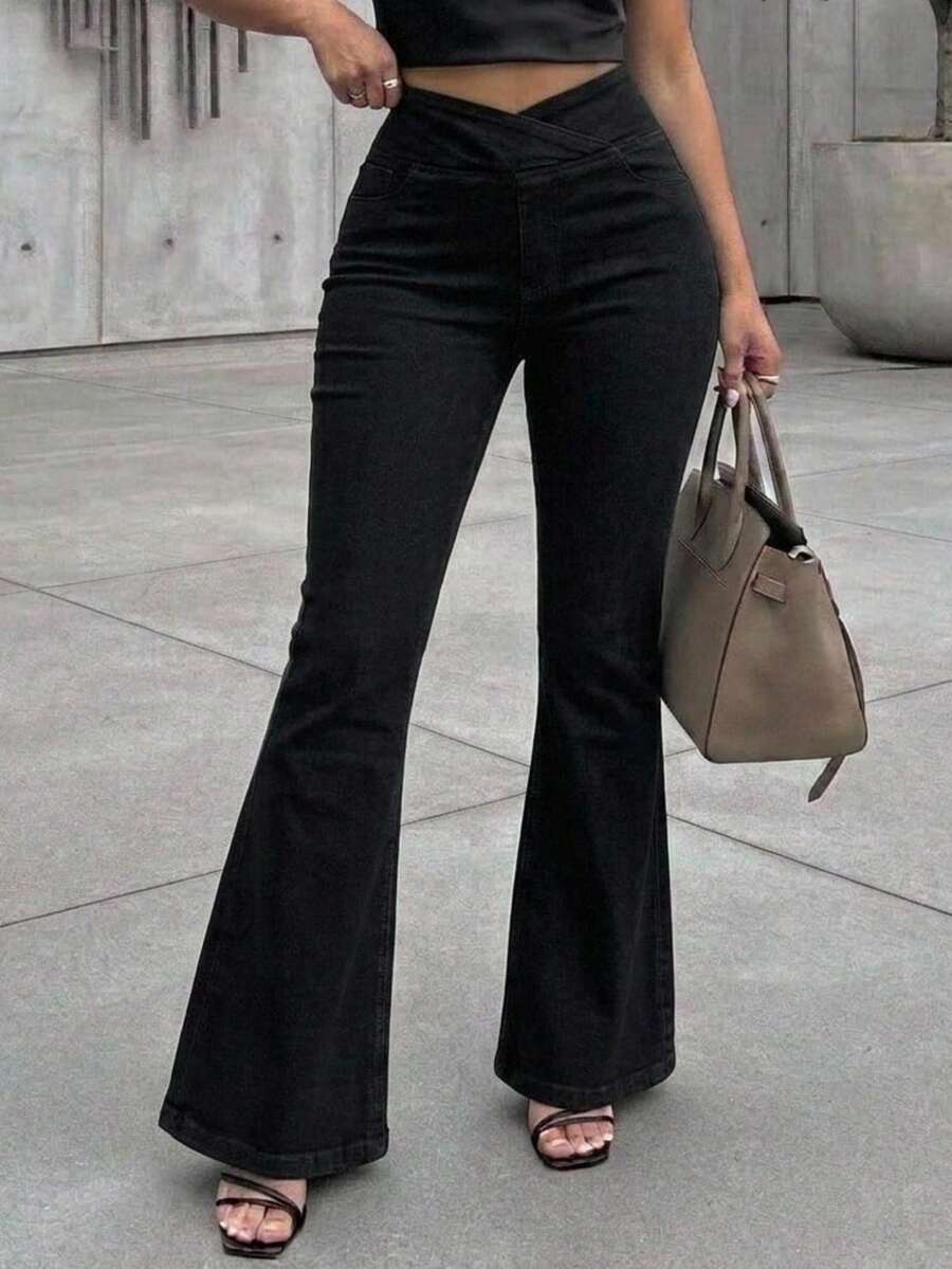 Pantalones Acampanados Mujer Tiro Alto Cintura Cruzada V Mezclilla Elástica Ajuste Curvy Pierna Larga Corte Flare Dobladillo Desgastado Pantalón Premium - Negro - Ver 1
