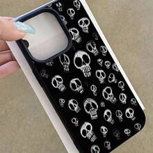 1pc TPU Material Retro Cool Skull Personalized Pattern Phone Case Compatible With IPhone 17 Pro Max/17/16 Pro Max/15/13/12/11/ S20 FE/A15/S24/A55/ Note 11/Note 12/Note 13 Pro Full Coverage Anti-Drop Soft Shell Protective Cover - Black - View 4