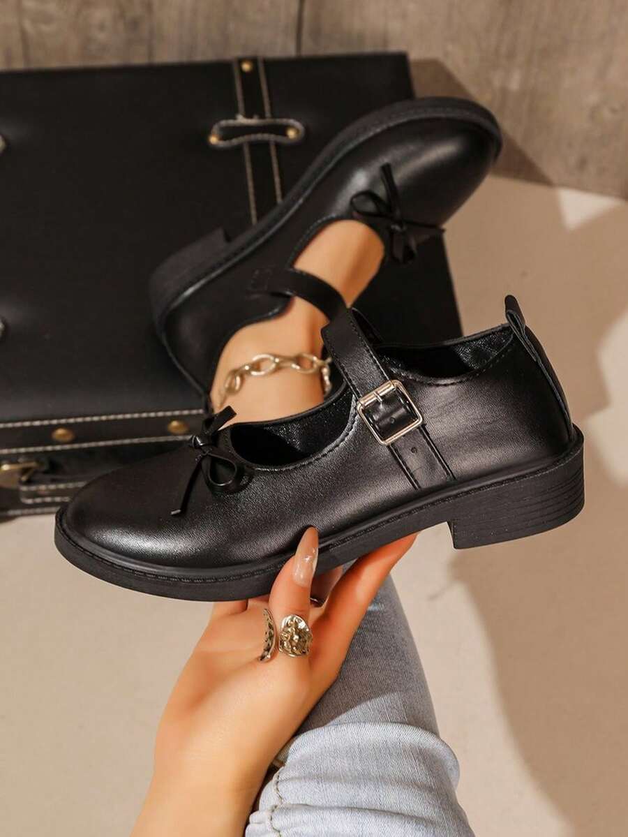 Women's Bow Mary Jane Shoes, Single Strap Buckle Low Chunky Heel, Preppy Vintage Shoes - Black - View 1